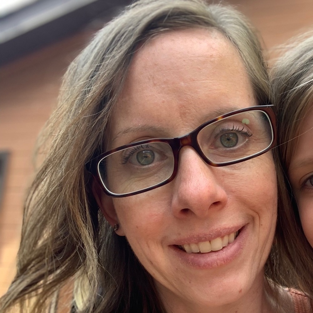 Meet your Posher, Danielle